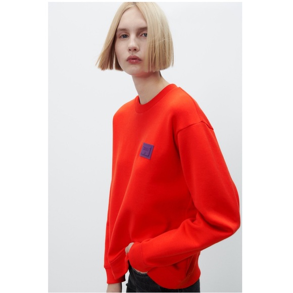Zara round neck sweatshirt - Picture 2 of 9